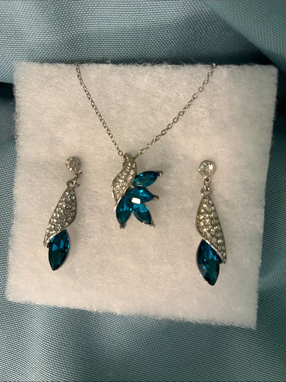 Silver Necklace and Earrings Set with Teal Crystal Accents